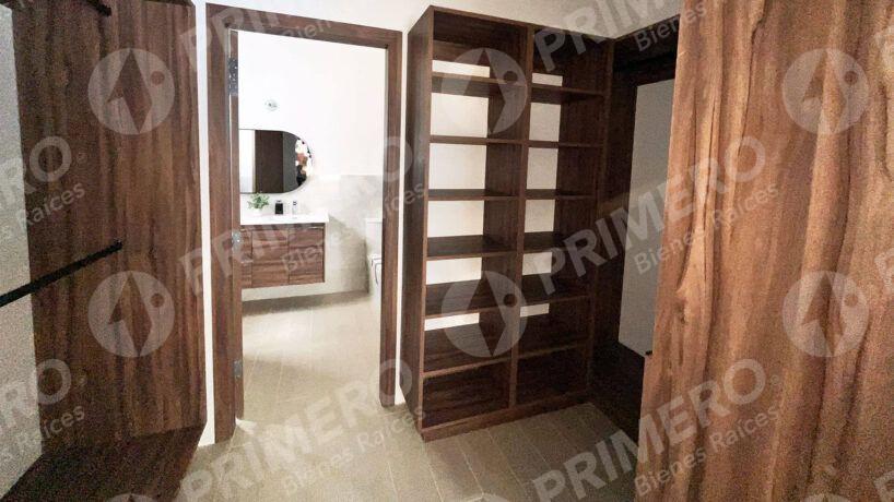 Casas en Venta en Riviera II PMR-2469