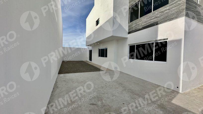 Casas en Venta en Rosamar Rosarito PMR-2480