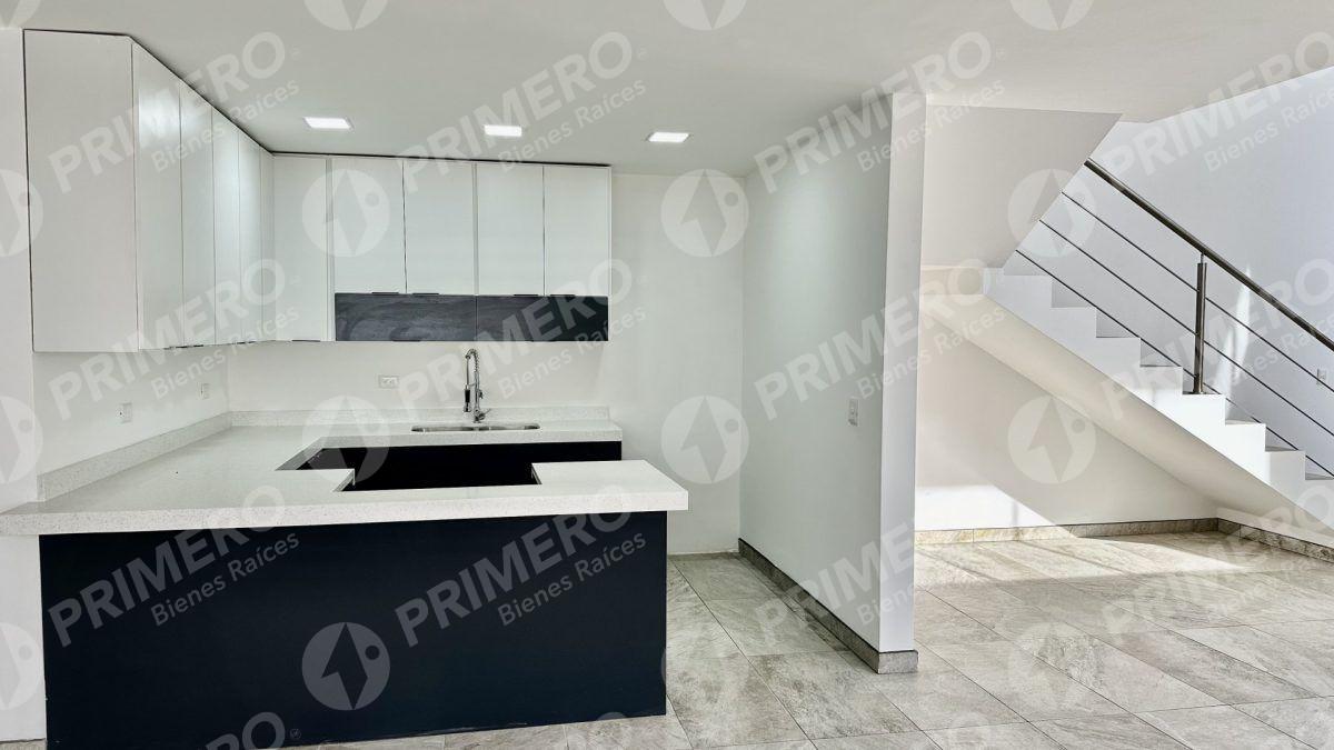 Casas en Venta en Rosamar Rosarito PMR-2480