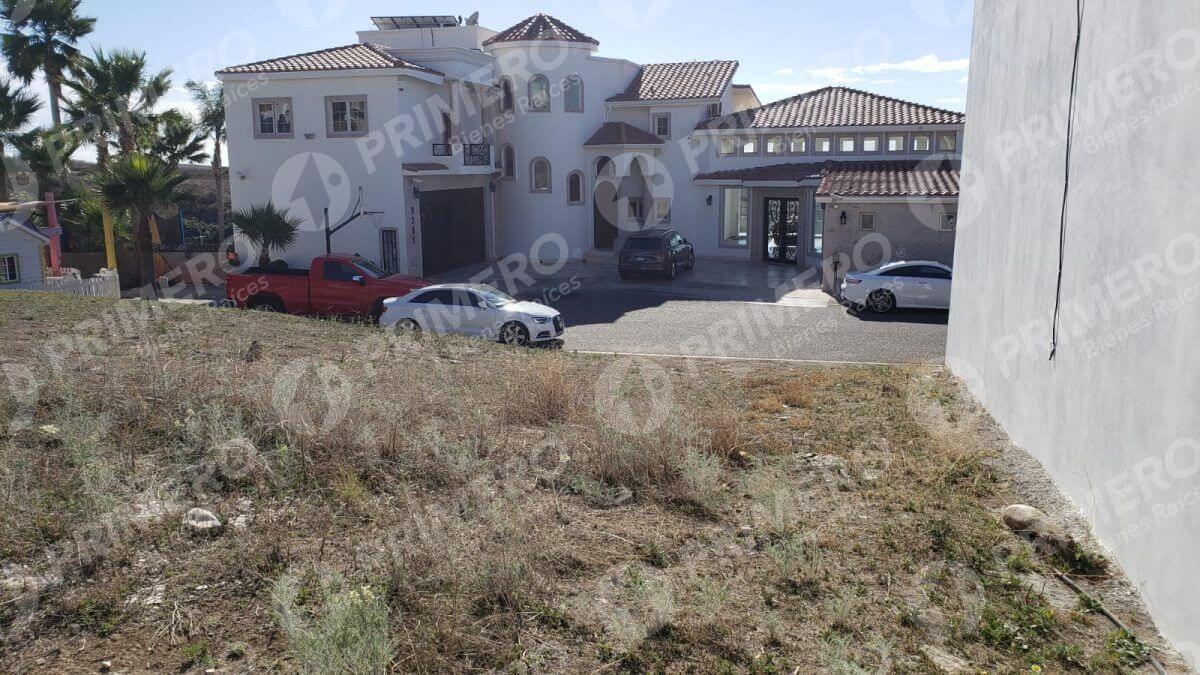 Terreno en Venta en Real del Mar PMR-2554