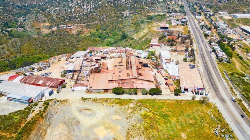 Propiedad Industrial en Tecate PMR-2744