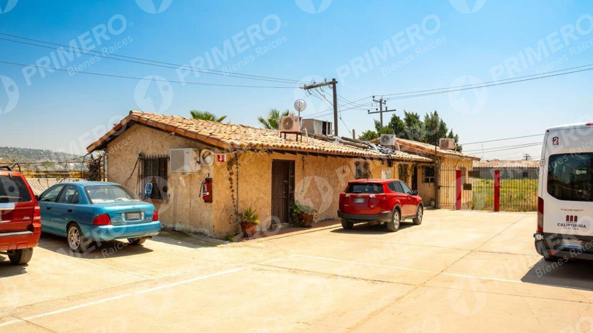 Propiedad Industrial en Tecate PMR-2744
