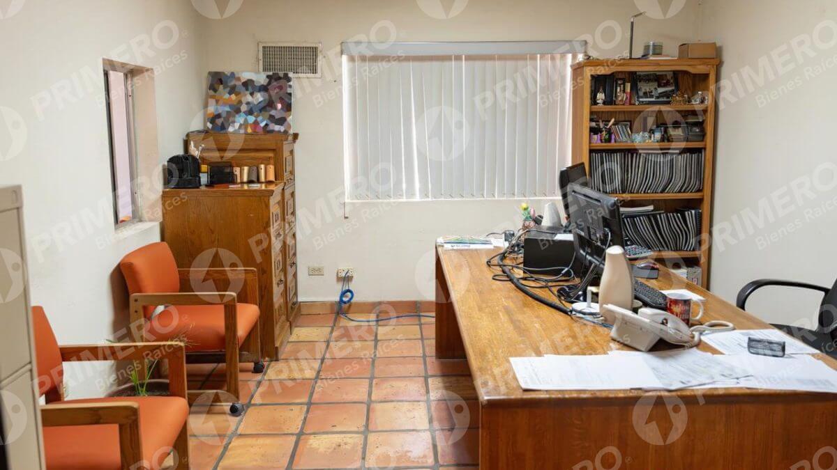 Propiedad Industrial en Tecate PMR-2744