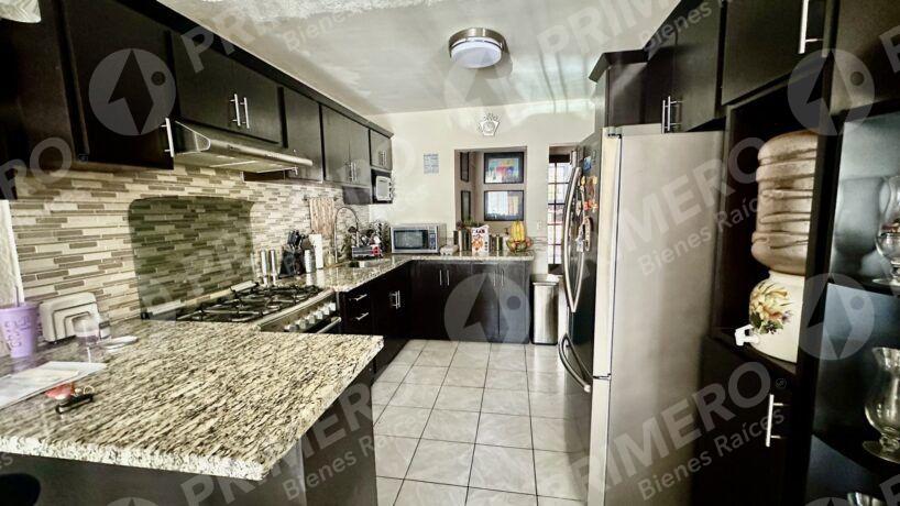 Casa en Venta en Residencial Agua Caliente PMR-2847