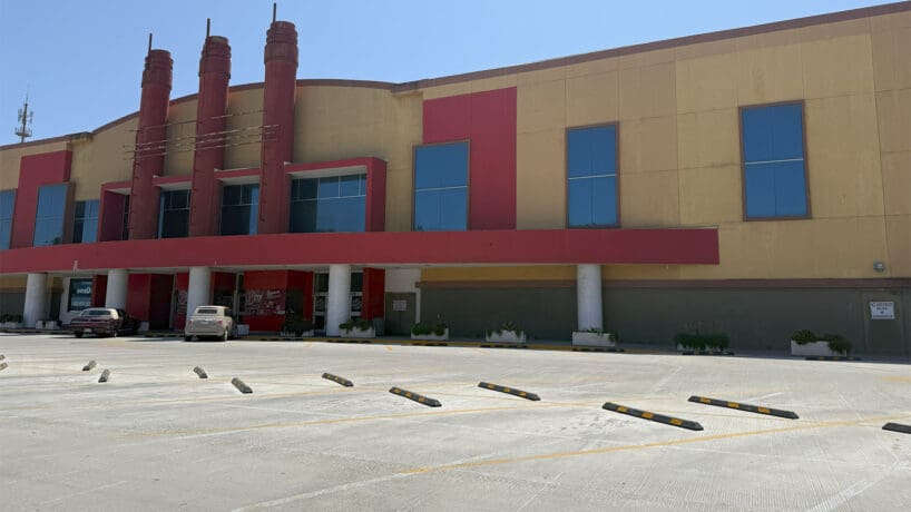 Local en Renta en Plaza Minarete PMR-3074